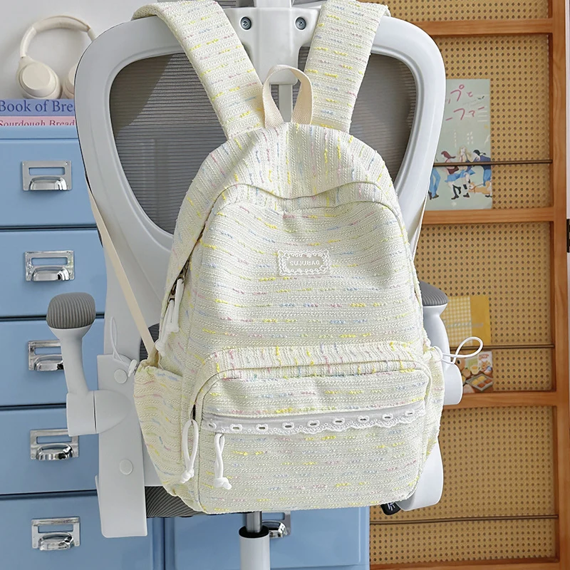 Lässiger Schulrucksack mit Textur