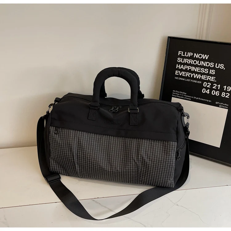 Sportliche Reisetasche mit vielen vielseitigen Tragemöglichkeiten Skanto