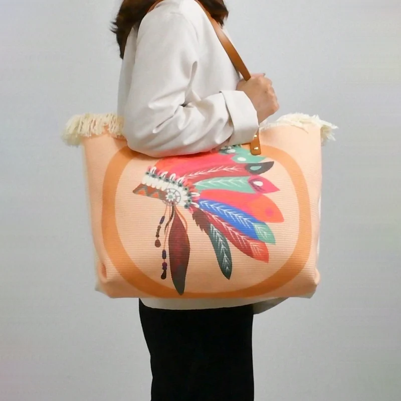 Strandtasche mit einzigartigem Federdesign Skanto