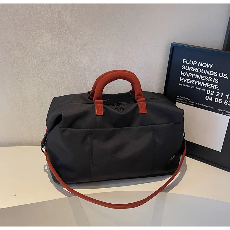 Elegante und geräumige Reisetasche mit robustem Design Skanto