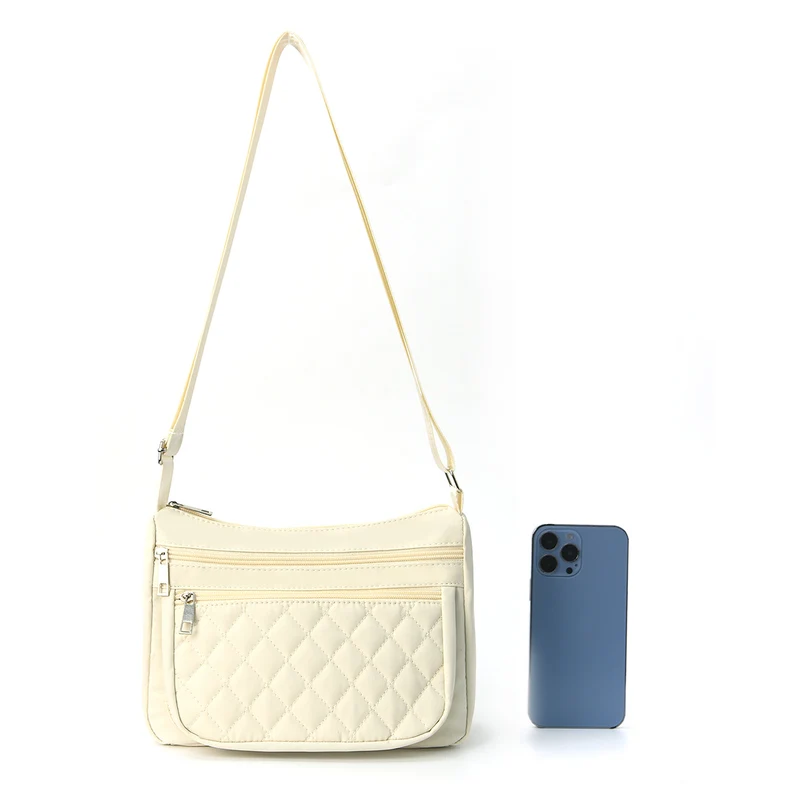 Schultertasche mit weichem, gestepptem Design Skanto