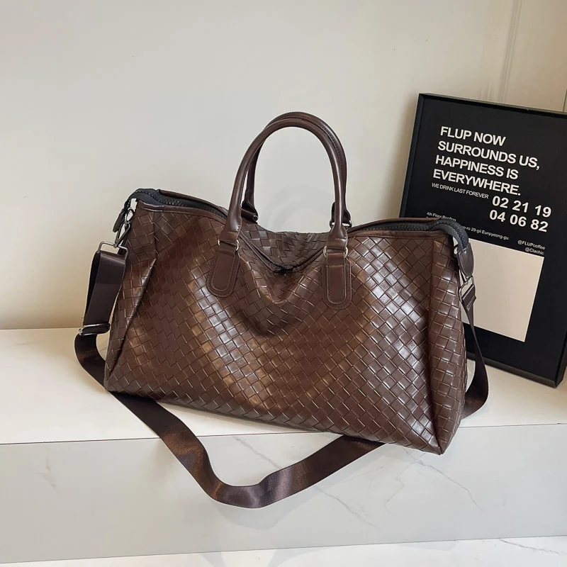Handgefertigte Reisetasche aus geflochtenem Leder Skanto