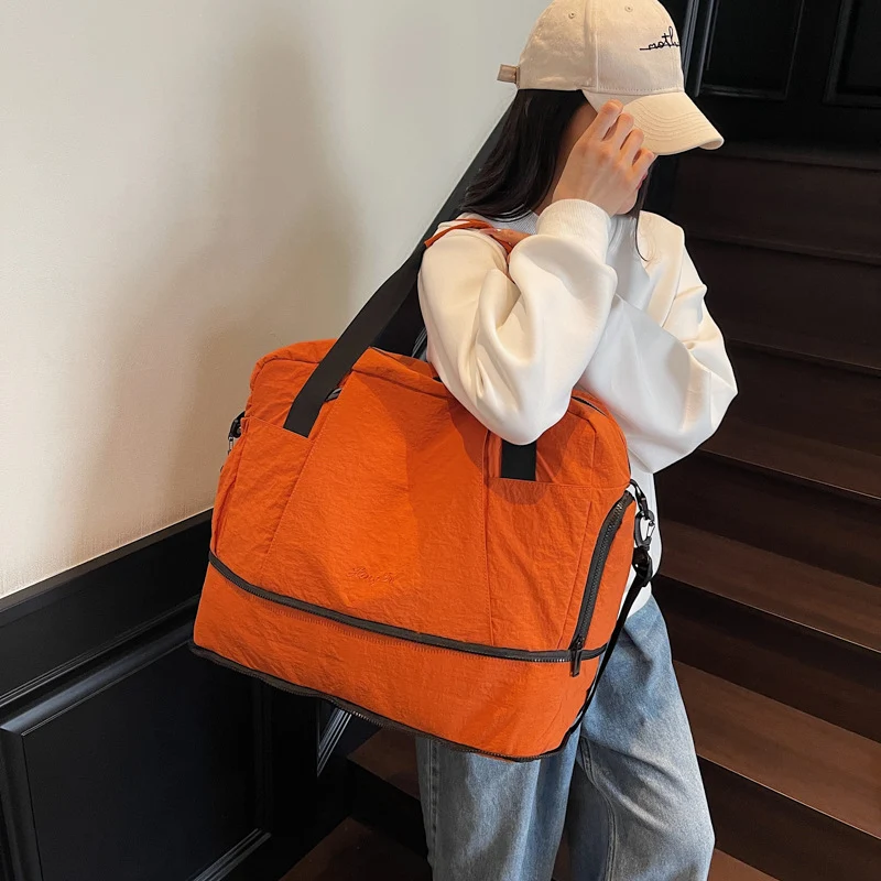 Sportliche Reisetasche mit praktischen Außentaschen Skanto