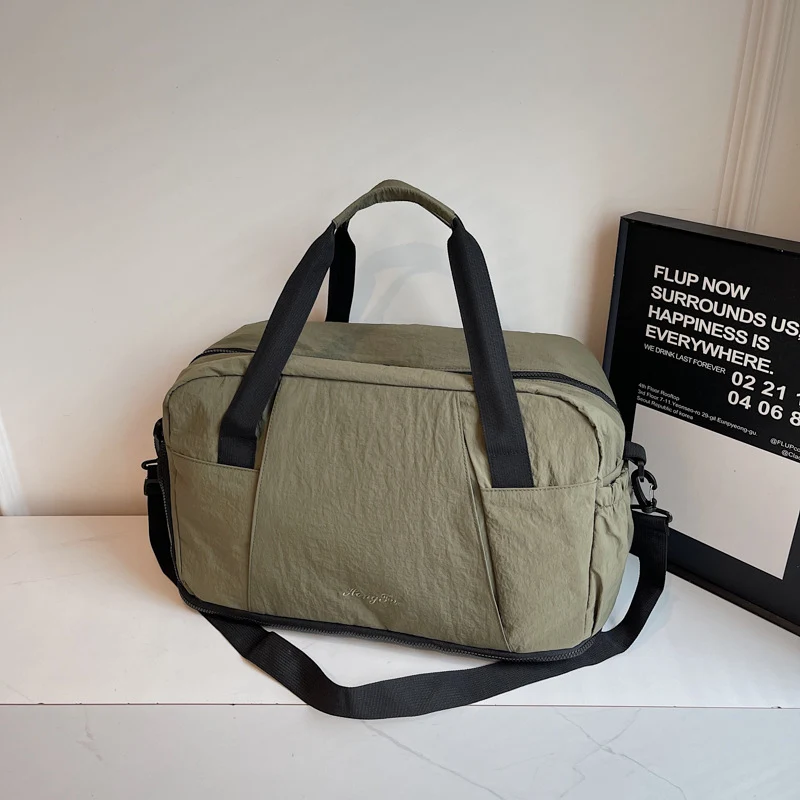 Sportliche Reisetasche mit praktischen Außentaschen Skanto