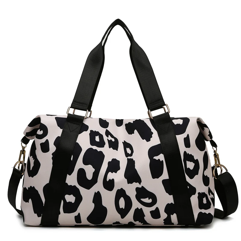 Sportliche Reisetasche mit modernem Leopardenmuster Skanto