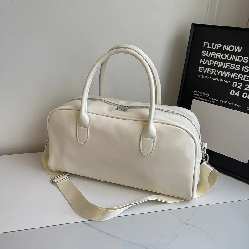 Elegante und geräumige Wochenendtasche aus hochwertigem Kunstleder Skanto