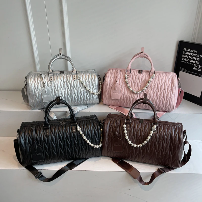 Elegante Reisetasche im modernen Rauten-Design Skanto