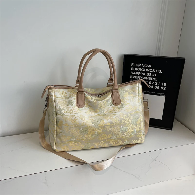 Elegante Reisetasche mit luxuriösem Musterdruck Skanto
