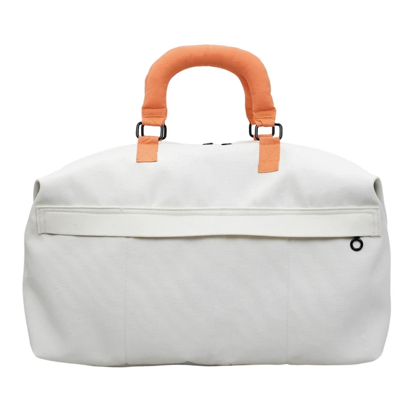 Sportliche Reisetasche aus strapazierfähigem Material mit ergonomischen Griffen Skanto