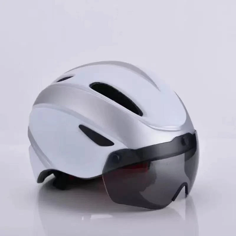 Schutz-Fahrradhelm mit Visier Skanto