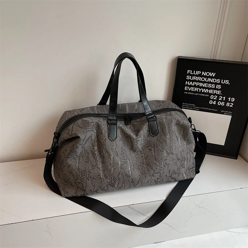 Sportliche Reisetasche mit innovativem Design Skanto