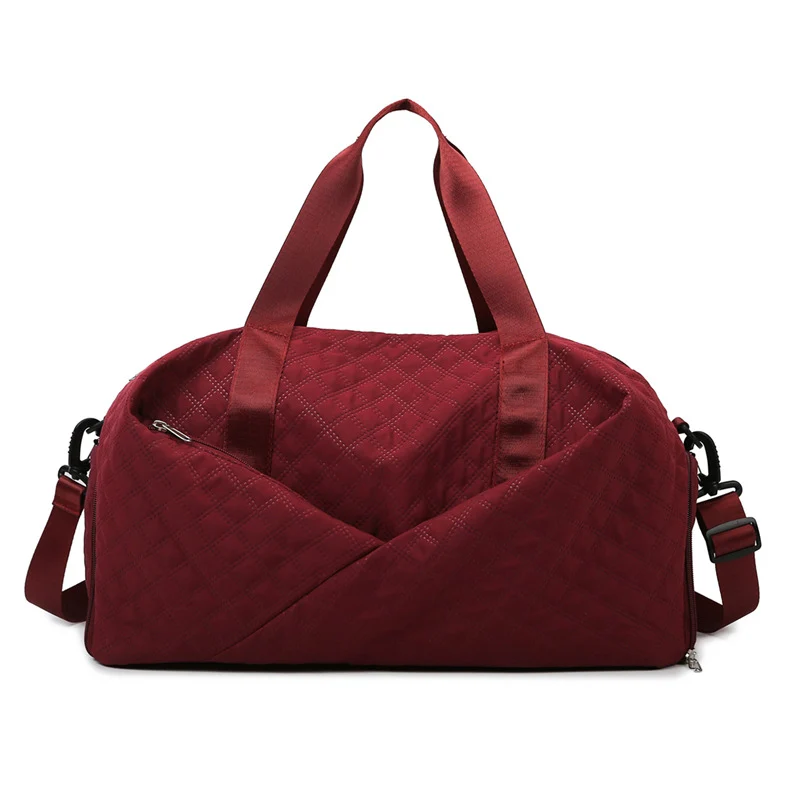 Sportliche Reisetasche mit elegantem Steppmuster Skanto