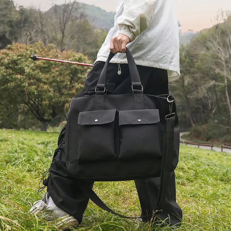 Vielseitige Stofftasche mit praktischen Außentaschen Skanto