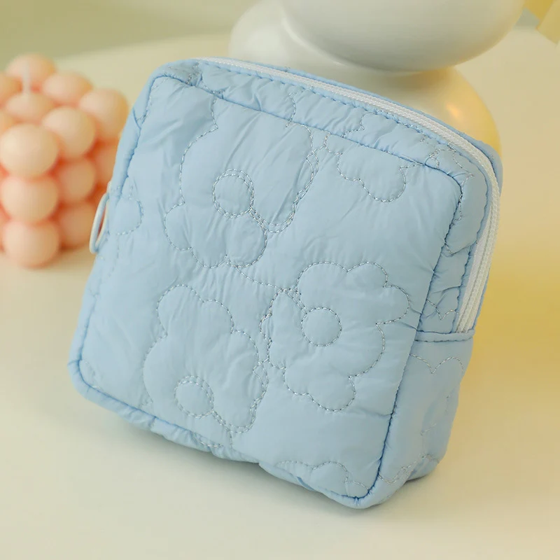 Kosmetik-Organizer mit weich gepolstertem Design Skanto