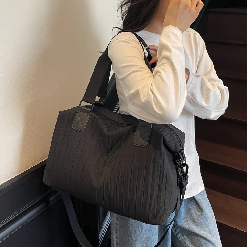 Strapazierfähige Sport- und Reisetasche mit ergonomischem Design Skanto
