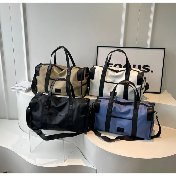 Praktische Sport- und Reisetasche mit robusten Tragegriffen Skanto