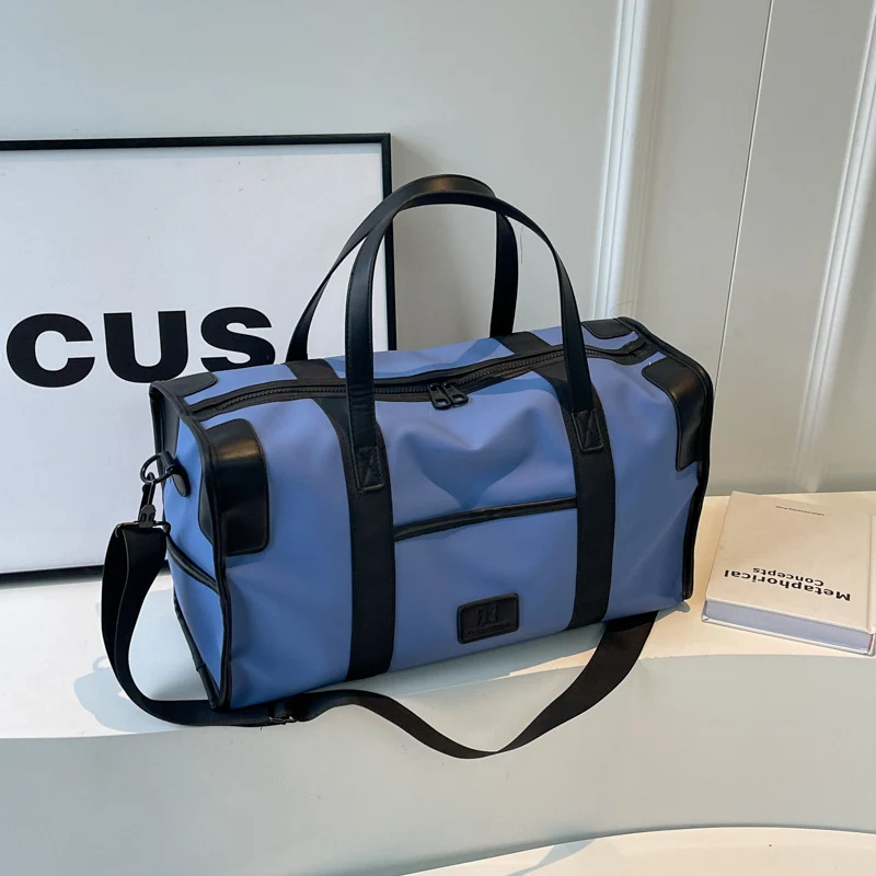 Moderne Sport- und Reisetasche Skanto
