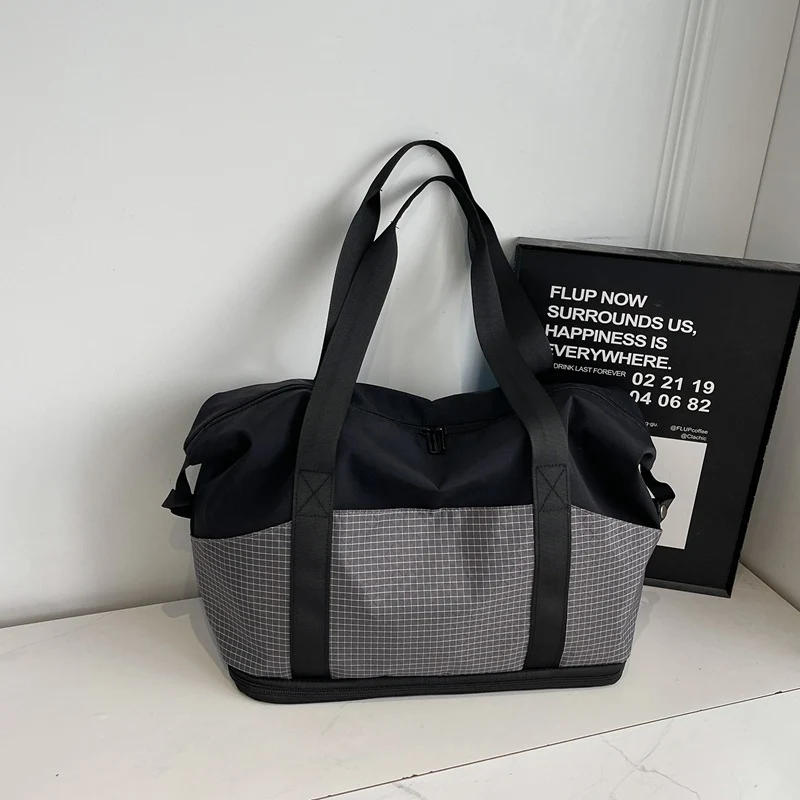Multifunktionale Sport- und Reisetasche mit innovativem Fächersystem Skanto