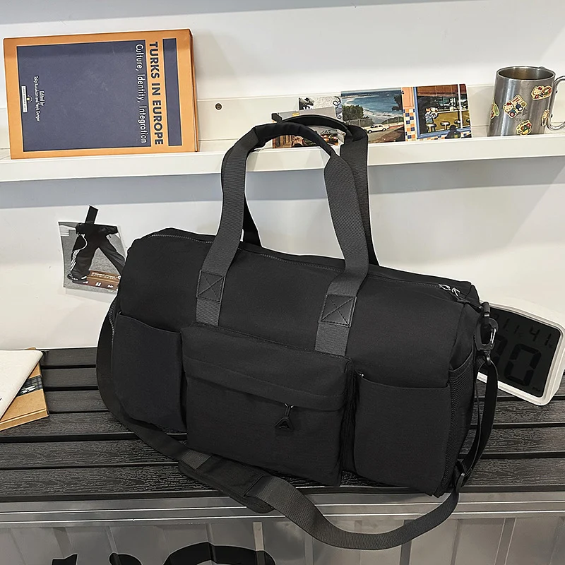Multifunktionale Sport- und Reisetasche mit Flexibilität Skanto
