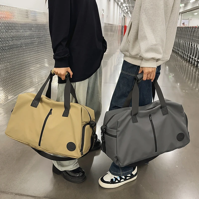 Sportliche Reisetasche mit wasserabweisendem Material und praktischen Organizer-Taschen Skanto