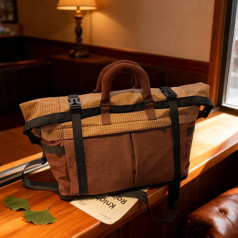 Sportliche Reisetasche mit multifunktionalen Fächern Skanto
