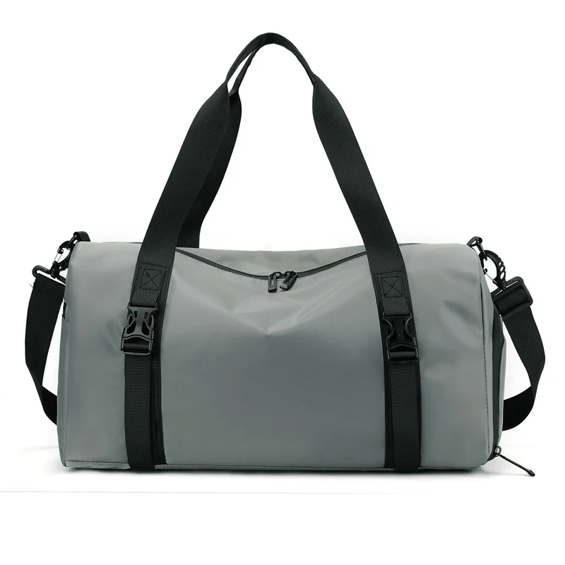 Sportliche Reisetasche mit individuellem Fächerdesign und strapazierfähigem Material Skanto