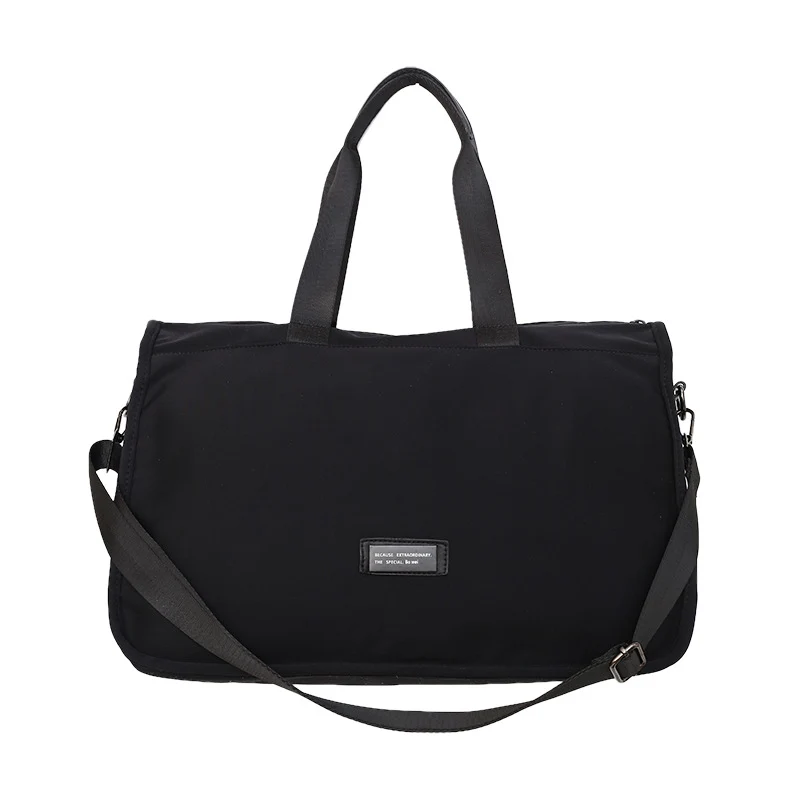 Sportliche Reisetasche mit ergonomischen Griffen und vielseitigen Taschen Skanto