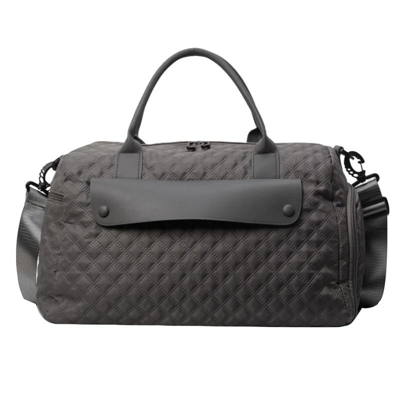 Sportliche Reisetasche mit ergonomischem Tragesystem und wasserabweisendem Material Skanto