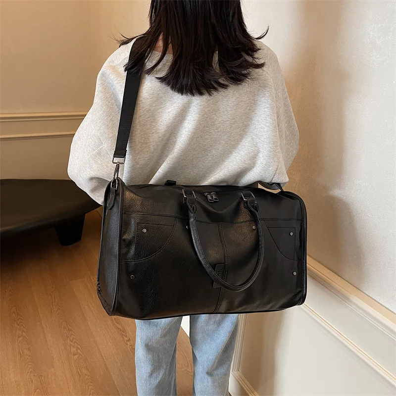 Elegante Ledertasche mit stilvollem Design und vielen Tragemöglichkeiten Skanto
