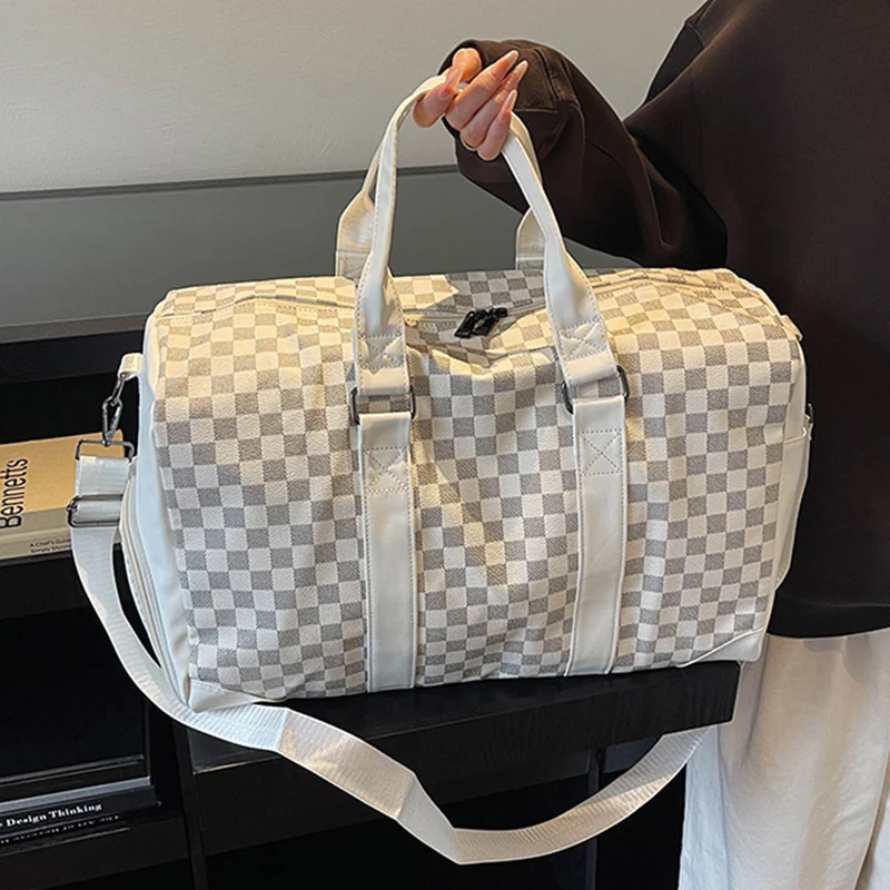 Elegante Reisetasche mit stabilen Griffen und praktischem Innenraum Skanto