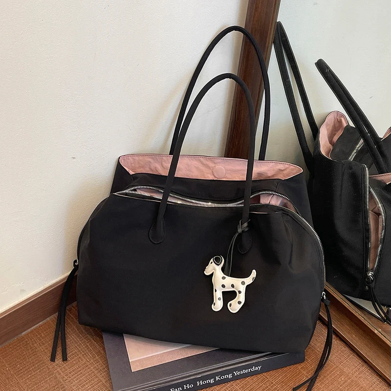 Elegante Handtasche mit praktischem Innenfach Skanto
