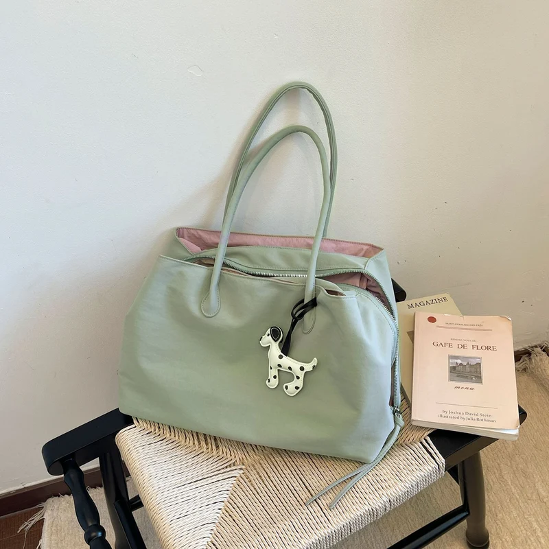 Elegante Handtasche mit praktischem Innenfach Skanto