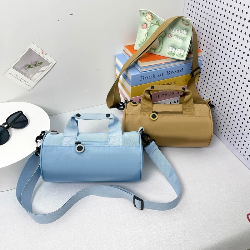 Sportliche Mini-Reisetasche mit verstellbarem Schultergurt und stabilen Tragegriffen Skanto