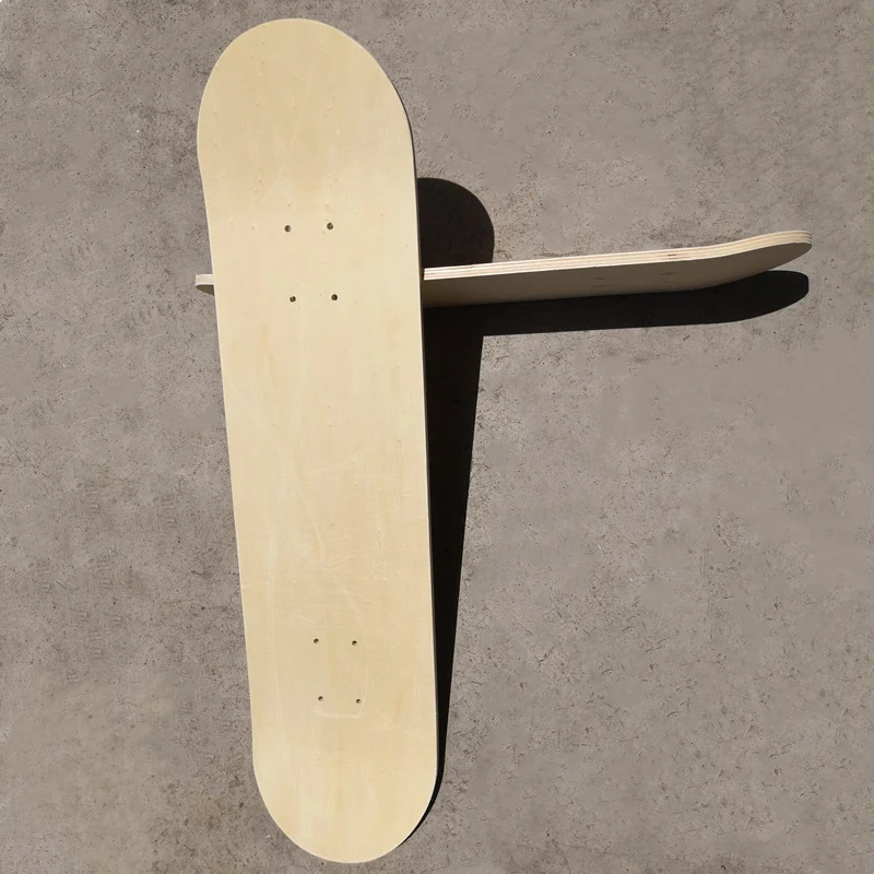 Anpassbares Skateboard-Deck Skanto