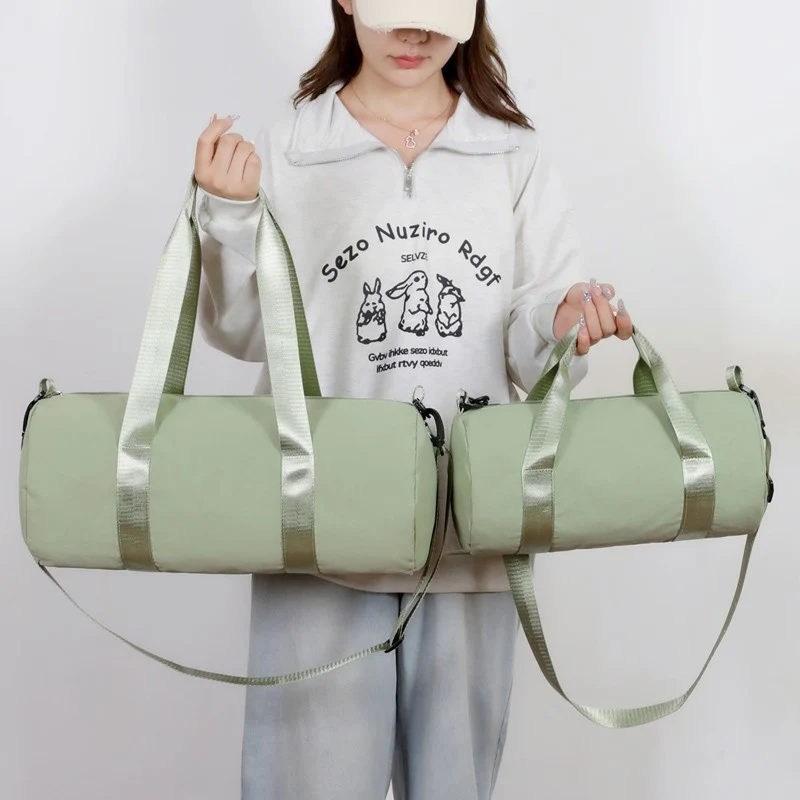 Sportliche Reisetasche aus strapazierfähigem Material mit verstellbarem Schultergurt Skanto