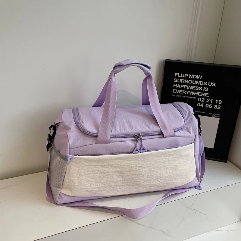 Sportliche Reisetasche mit stabilen Griffen Skanto