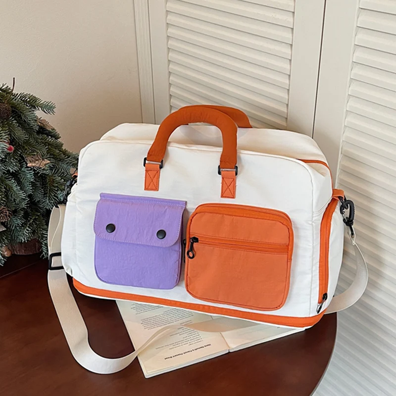 Sportliche Reisetasche mit multifunktionalen Außentaschen Skanto