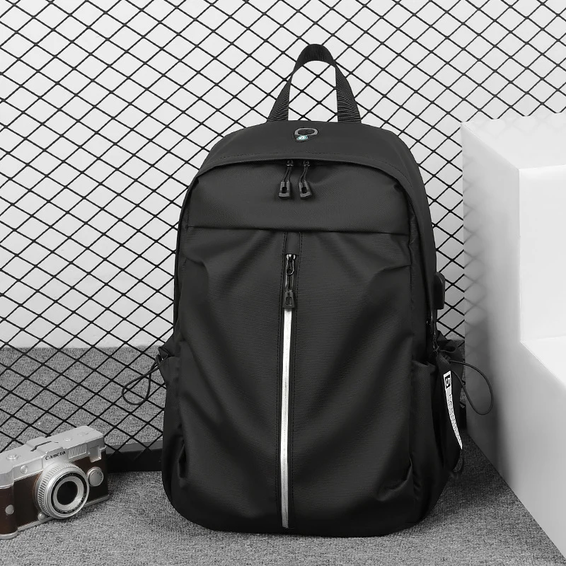 Ergonomischer Alltagsrucksack mit innovativen Fächern und wasserdichtem Material Skanto