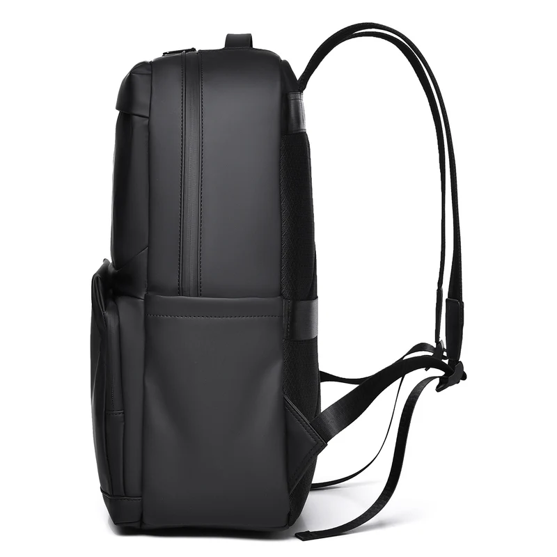 Urbaner Multifunktionsrucksack mit elegantem Design Skanto
