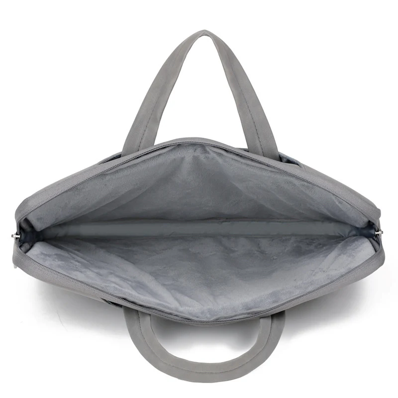 Elegante und schlichte Laptophülle Skanto
