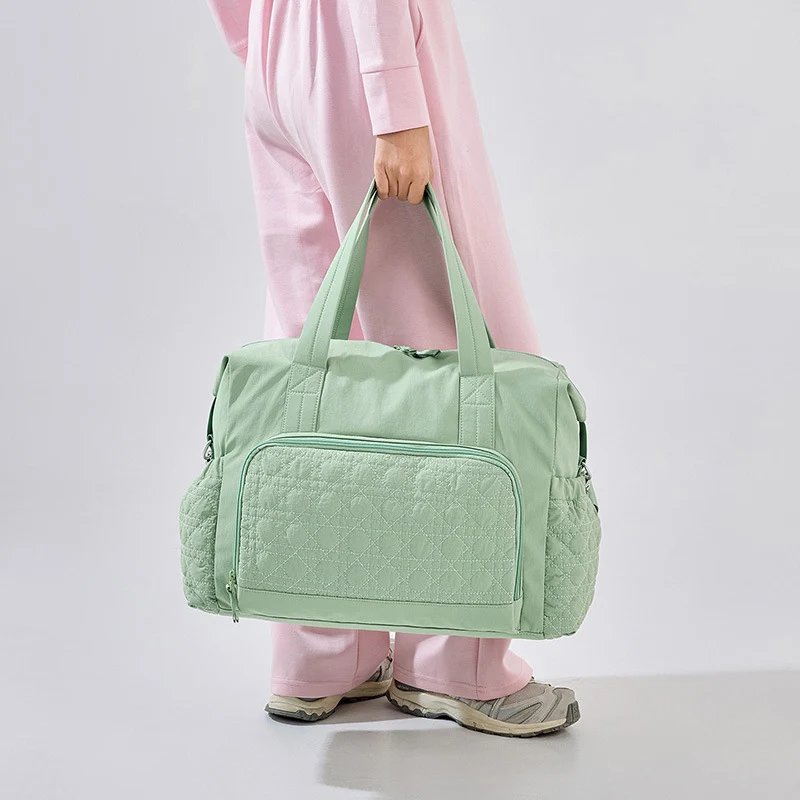 Sportliche Reisetasche mit innovativem Fächerdesign Skanto
