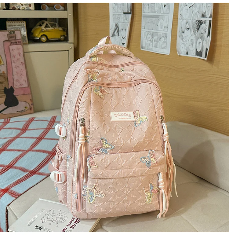 Robuster Schulrucksack mit Blumenstickerei Skanto