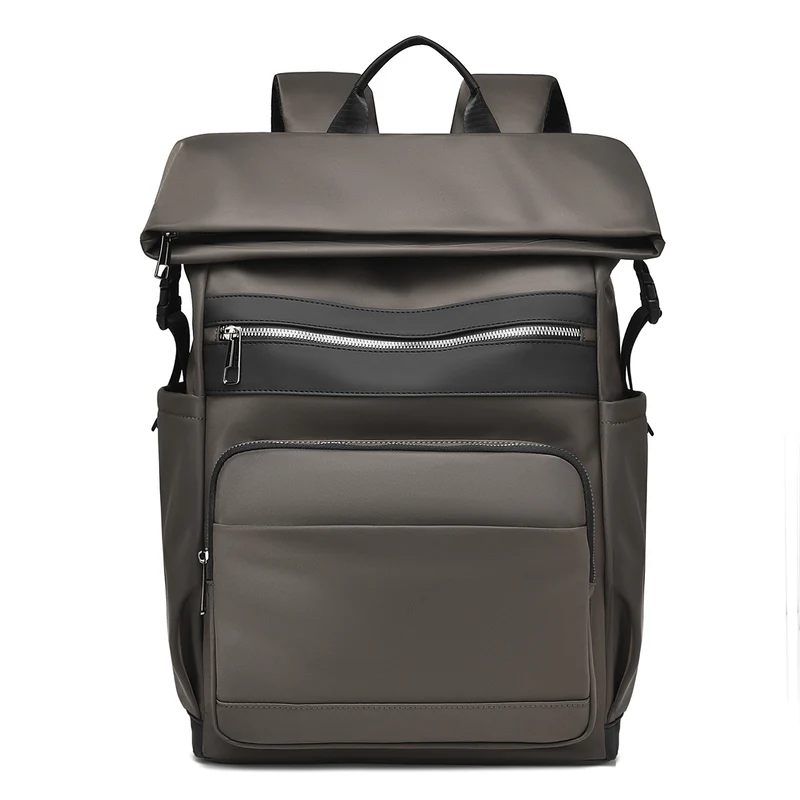 Rucksack mit wasserdichtem Material und großem Staufach Skanto