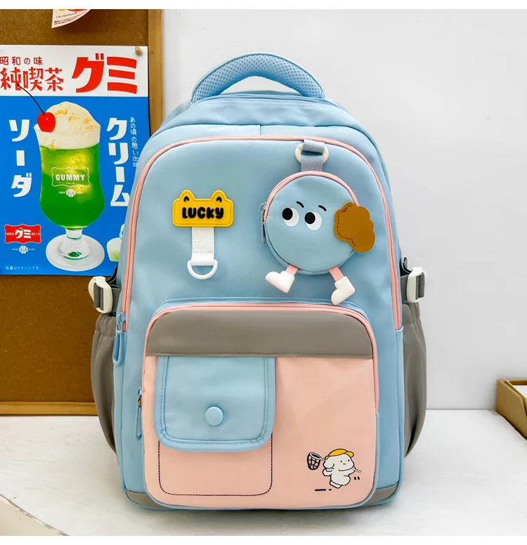 Niedlicher Schulrucksack mit Charakter-Design und mehreren Fächern Skanto