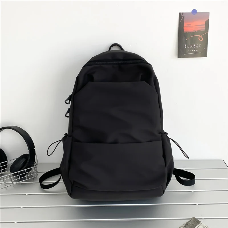 Vielseitiger Nylon-Reise-Schulrucksack Skanto