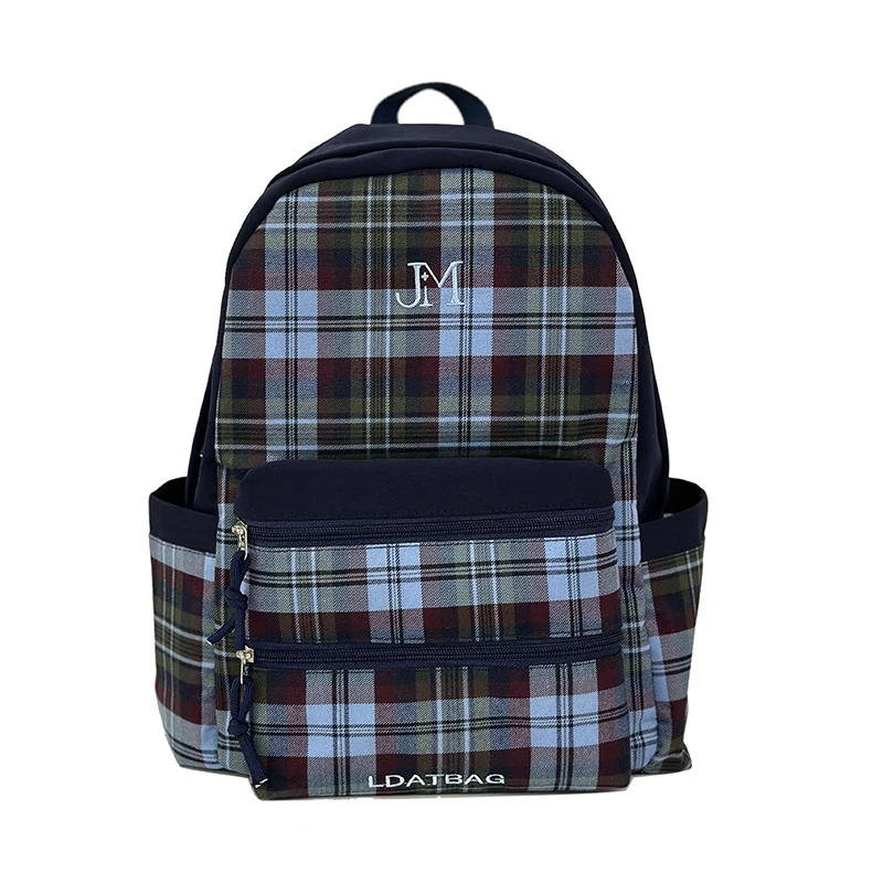 Leichter Schulrucksack Skanto mit Karomuster