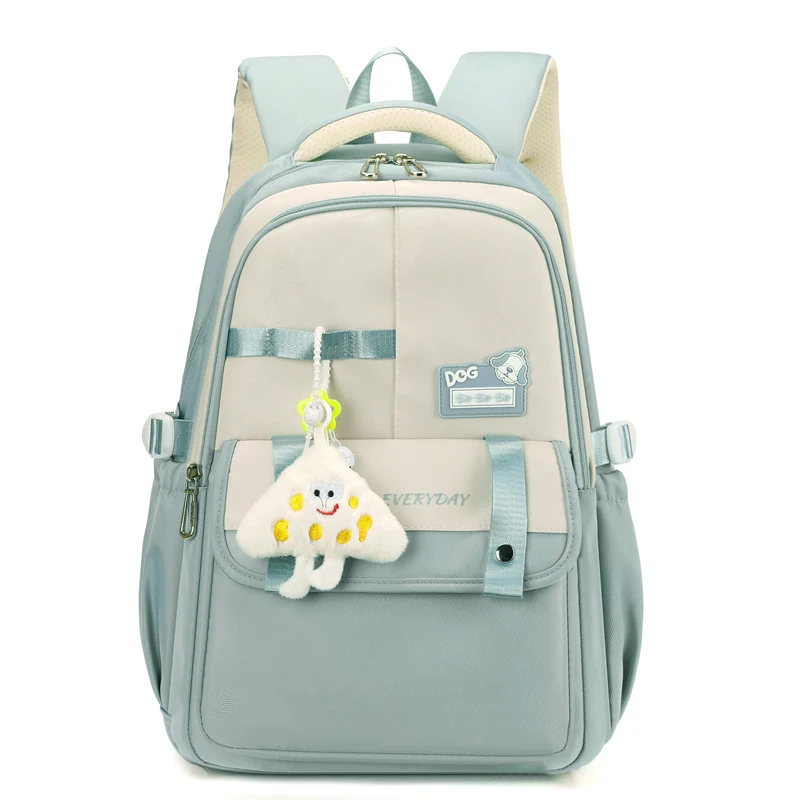 Kinderfreundlicher Rucksack mit hochwertigem Material und lustigem Anhänger Skanto