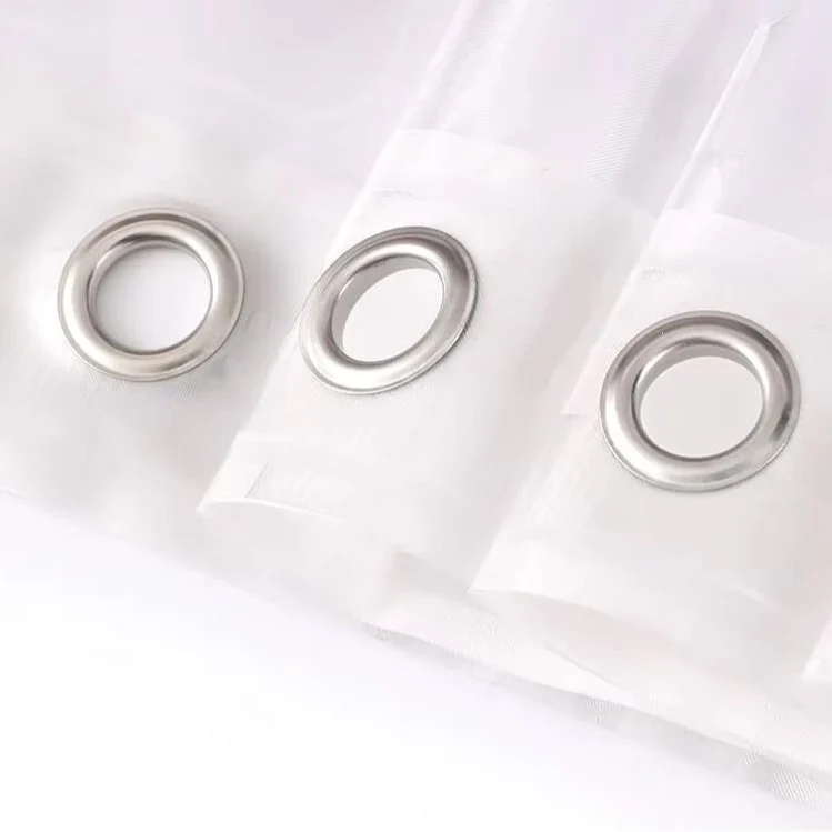 Transparenter Fenstervorhang Skanto mit geometrischem Muster