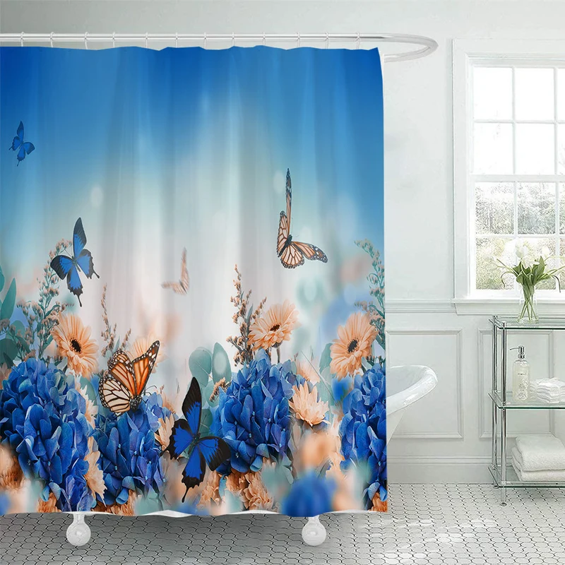 Duschvorhang mit Blumenmotiv-Inspiration Skanto