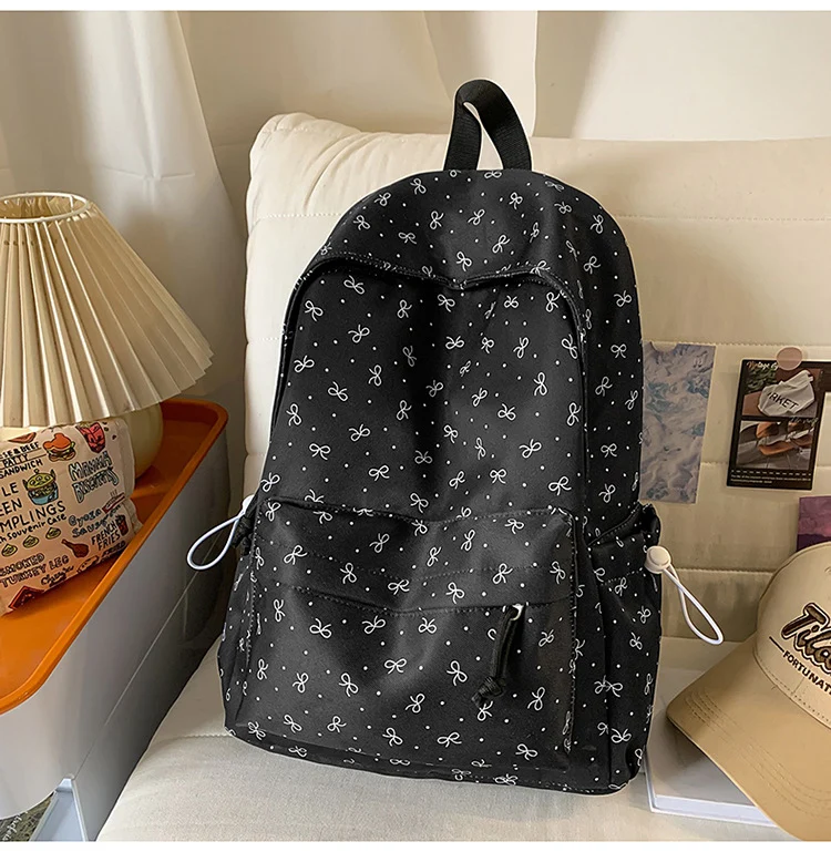 Niedlicher Rucksack mit Blumenmuster Skanto